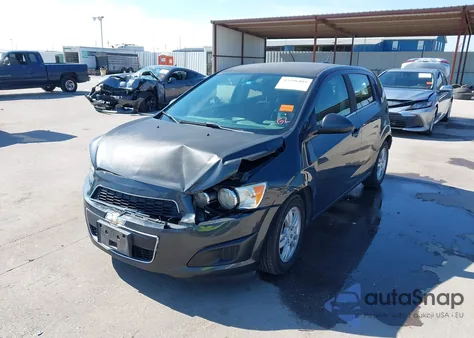 2016 Chevrolet Sonic Lt Auto из США, поврежденный, VIN 1G1JC6SH3G4159706